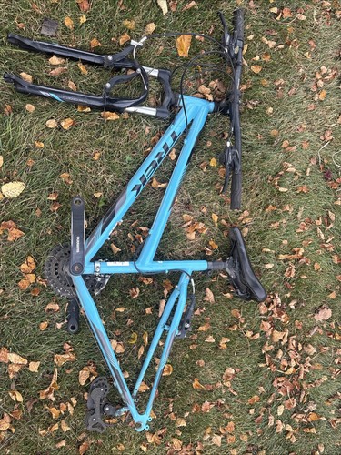 Trek 820 mtb bike - trek,